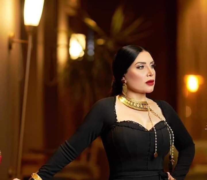 عبير صبري: قرار وقف 20 مطربا قرار ظالم ومش هينجح