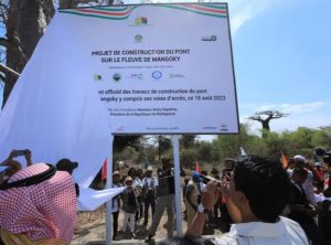 الصندوق السعودي للتنمية يضع حجر الأساس لجسر مانقوكي في مدغشقر