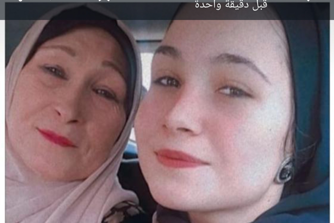 أمي مصدر القوة