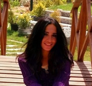 نهى اباظه تكتب  : خفيف ......ولا نص رغيف