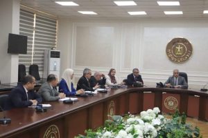 وزير العمل يوجه الإدارات المُختصة بسرعة الانتهاء من تطوير آليات إدارة منظومة العمالة غير المنتظمة إلكترونياً 