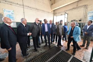 وزير الإسكان يتفقد محطة تنقية مياه الشرب بالجيزة بطاقة 150 ألف م3 يومياً والمأخذ المُغذى لها   