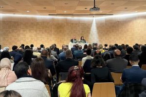 وزيرة الهجرة تجتمع بأقطاب وأبناء الجالية المصرية في فرنسا ضمن آخر محطات حملة "شارك بصوتك" للتحفيز على التصويت في الانتخابات الرئاسية