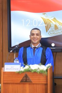 بالصور : أحمد زكريا عبد العزيز يحصل على الدكتوراة من جامعة الأسكندرية