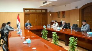 سويلم يتابع موقف المشروعات المائية ، وتدبير الأراضى لتنفيذ مشروعات خدمية بمراكز المبادرة الرئاسية "حياة كريمة"