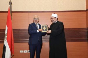 وزيرا "التعليم" و "الأوقاف" يكرمان الفائزين في المسابقة الثقافية الدينية الكبرى