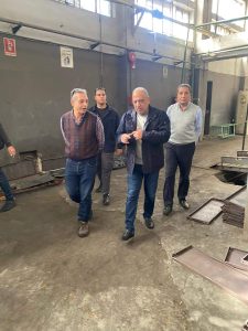 وزير قطاع الأعمال العام يتفقد مصانع شركة اليايات ومهمات وسائل النقل ويتابع خطة التطوير وزيادة الإنتاج  