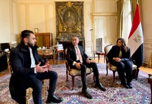 في إطار جولتها الأوروبية ضمن حملة "شارك بصوتك"..  وزيرة الهجرة تعقد عدة اجتماعات مع نخبة من رجال الأعمال والمستثمرين المصريين في فرنسا 